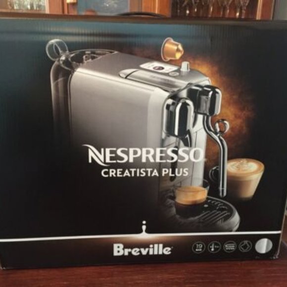 Breville Nespresso Creatista Plus Coffee Machine - Silver (BNE800BSS)  450 - Picture 2 of 4